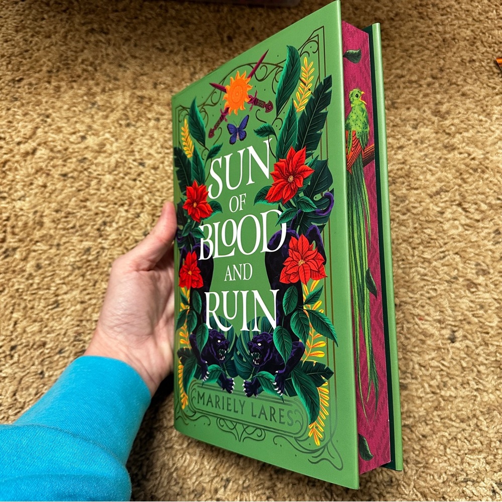 Sun of Blood and Ruin Fairyloot special hardback edition with sprayed edges